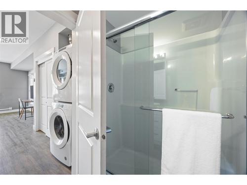 280 Tranquille Road Unit# 312, Kamloops, BC - Indoor Photo Showing Laundry Room
