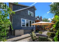 Excellent patio for summer evenings - 