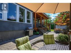 Great size patio for summer evenings - 