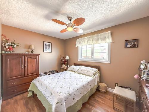 100 Bareneed Road, Bareneed, NL 