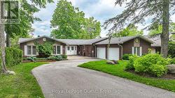 27 HEYDEN AVENUE Orillia, ON L3V 0G5