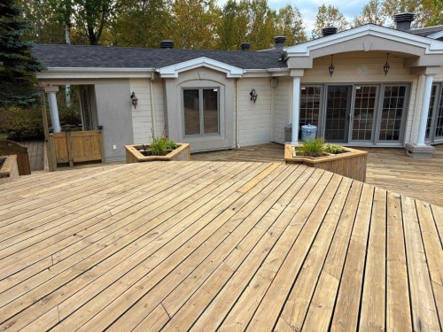 Terrasse - 193 Av. George, Rouyn-Noranda, QC - Outdoor