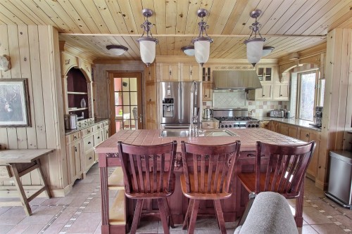 Vue d'ensemble - 193 Av. George, Rouyn-Noranda, QC - Indoor Photo Showing Kitchen With Double Sink