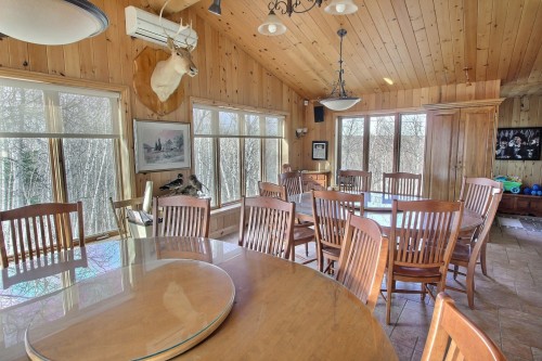Salle à manger - 193 Av. George, Rouyn-Noranda, QC - Indoor Photo Showing Dining Room