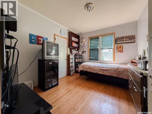 269 2Nd Avenue Ne, Swift Current, SK - Indoor Photo Showing Bedroom