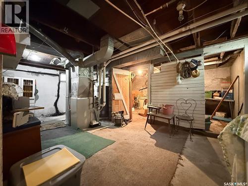 269 2Nd Avenue Ne, Swift Current, SK - Indoor Photo Showing Basement