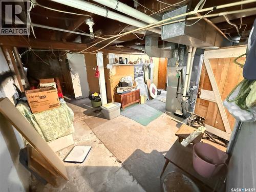 269 2Nd Avenue Ne, Swift Current, SK - Indoor Photo Showing Basement