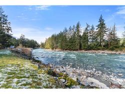 30 ROBERTSON CRESCENT|Hope Hope, BC V0X 1L4