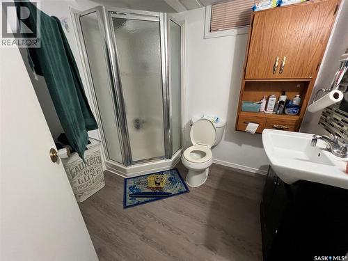 405 York Street, Regina, SK - Indoor Photo Showing Bathroom