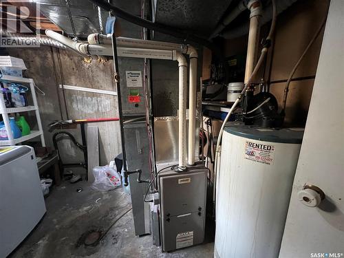 405 York Street, Regina, SK - Indoor Photo Showing Basement