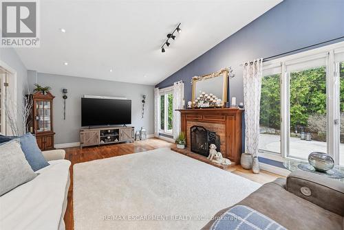 285 Glen Afton Drive, Burlington, ON - Indoor Photo Showing Living Room With Fireplace
