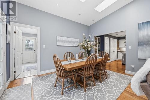 285 Glen Afton Drive, Burlington, ON - Indoor Photo Showing Dining Room