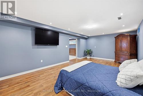 285 Glen Afton Drive, Burlington, ON - Indoor Photo Showing Bedroom