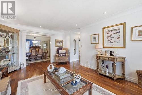 285 Glen Afton Drive, Burlington, ON - Indoor Photo Showing Living Room