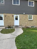 27 - 470 SECOND STREET London East, ON N5V 3X5