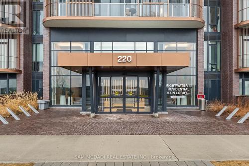 912 - 220 Missinnihe Way, Mississauga, ON - Outdoor