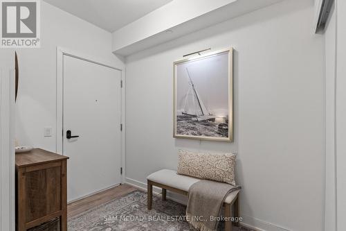 912 - 220 Missinnihe Way, Mississauga, ON - Indoor Photo Showing Other Room