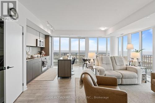 912 - 220 Missinnihe Way, Mississauga, ON - Indoor