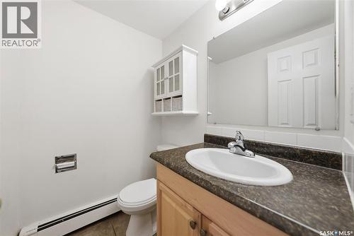 419 Chitek Crescent, Saskatoon, SK - Indoor Photo Showing Bathroom