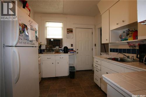 1441 Argyle Street, Regina, SK - Indoor Photo Showing Kitchen