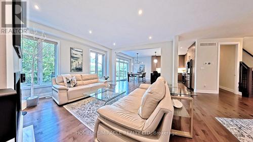 63 Ian Ormston Drive, Kitchener, ON - Indoor Photo Showing Living Room