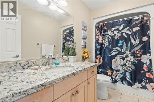1069 Beach Boulevard, Hamilton, ON - Indoor Photo Showing Bathroom