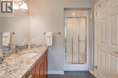 1069 Beach Boulevard, Hamilton, ON - Indoor Photo Showing Bathroom