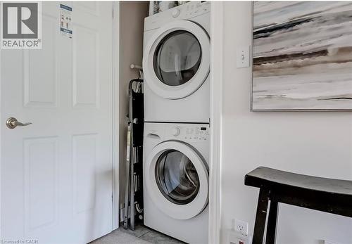 1069 Beach Boulevard, Hamilton, ON - Indoor Photo Showing Laundry Room