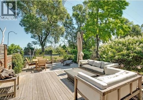 1069 Beach Boulevard, Hamilton, ON - Outdoor