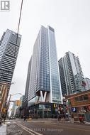 1707 - 357 KING STREET W Toronto, ON M5V 1K1