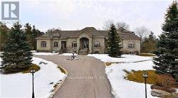 11 CRANBORNE CHASE  Whitchurch-Stouffville, ON L4A 0C6