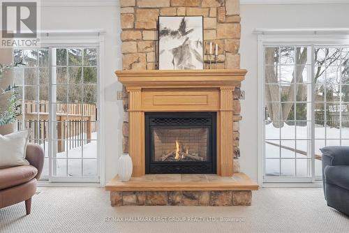 1674 Heathside Crescent, Pickering, ON - Indoor Photo Showing Living Room With Fireplace