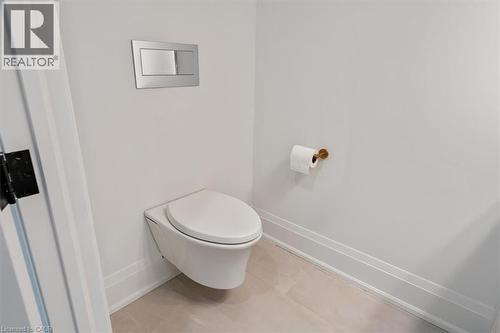 81 Doans Ridge Road, Welland, ON - Indoor Photo Showing Bathroom