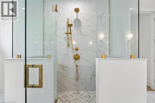 81 Doans Ridge Road, Welland, ON - Indoor Photo Showing Bathroom