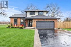 7 GARRISON VILLAGE Drive Niagara-On-The-Lake, ON L0S 1J0