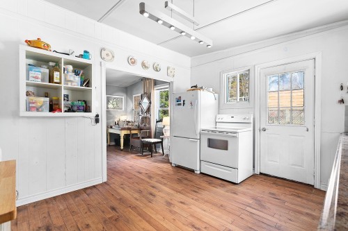 Cuisine - 38 Ch. De Pine Lodge, Bristol, QC - Indoor Photo Showing Kitchen