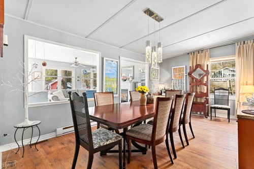Salle à manger - 38 Ch. De Pine Lodge, Bristol, QC - Indoor Photo Showing Dining Room