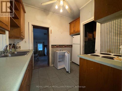 187 St George Street, Deseronto (Deseronto (Town)), ON - Indoor Photo Showing Kitchen With Double Sink