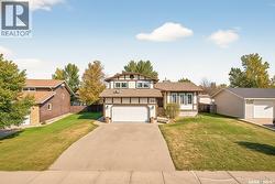 133 Wood Lily DRIVE Moose Jaw, SK S6J 1E9