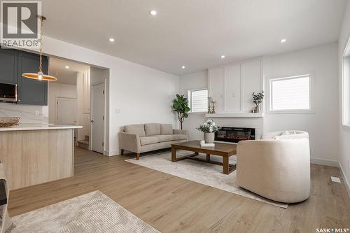 307 Sharma Crescent, Saskatoon, SK - Indoor