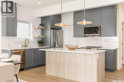 307 Sharma Crescent, Saskatoon, SK - Indoor Photo Showing Kitchen With Upgraded Kitchen