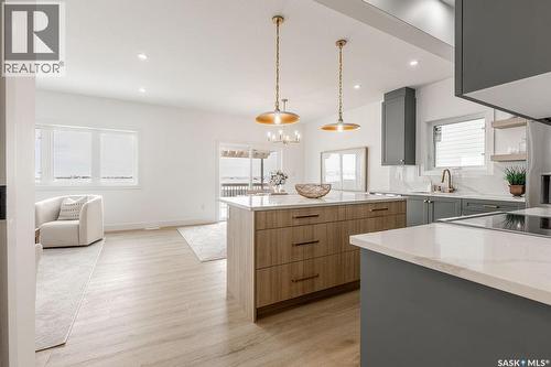 307 Sharma Crescent, Saskatoon, SK - Indoor Photo Showing Kitchen With Upgraded Kitchen