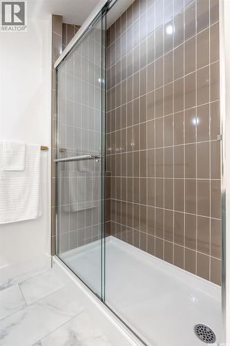307 Sharma Crescent, Saskatoon, SK - Indoor Photo Showing Bathroom