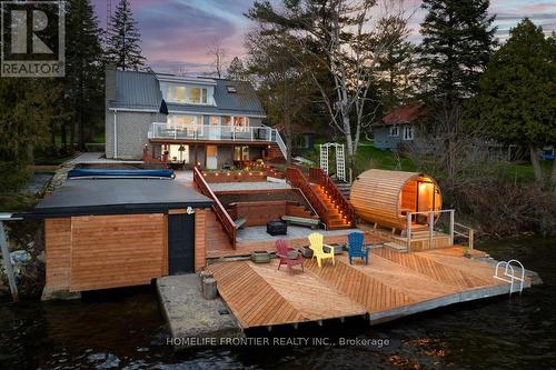 6 LAKEVIEW PARK ROAD  Kawartha Lakes, ON K0M 1G0