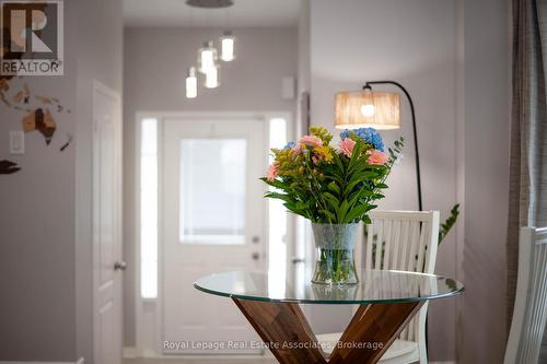 3867 Stardust Drive, Mississauga, ON - Indoor Photo Showing Other Room