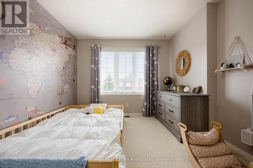 3867 Stardust Drive, Mississauga, ON - Indoor Photo Showing Bedroom