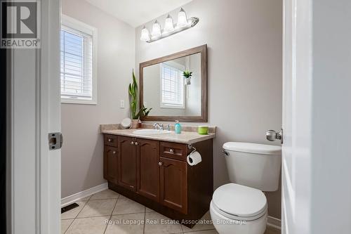 3867 Stardust Drive, Mississauga, ON - Indoor Photo Showing Bathroom