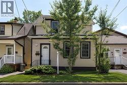 91 ROYAL Avenue  Hamilton, ON L8S 2C6