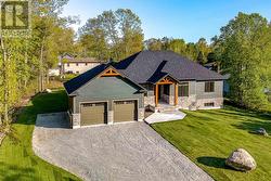 125 TALL PINES DRIVE Tiny, ON L9M 0H4