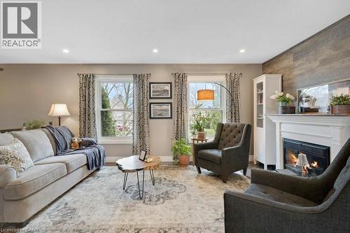 34 Leslie Avenue, Cambridge, ON - Indoor Photo Showing Living Room With Fireplace
